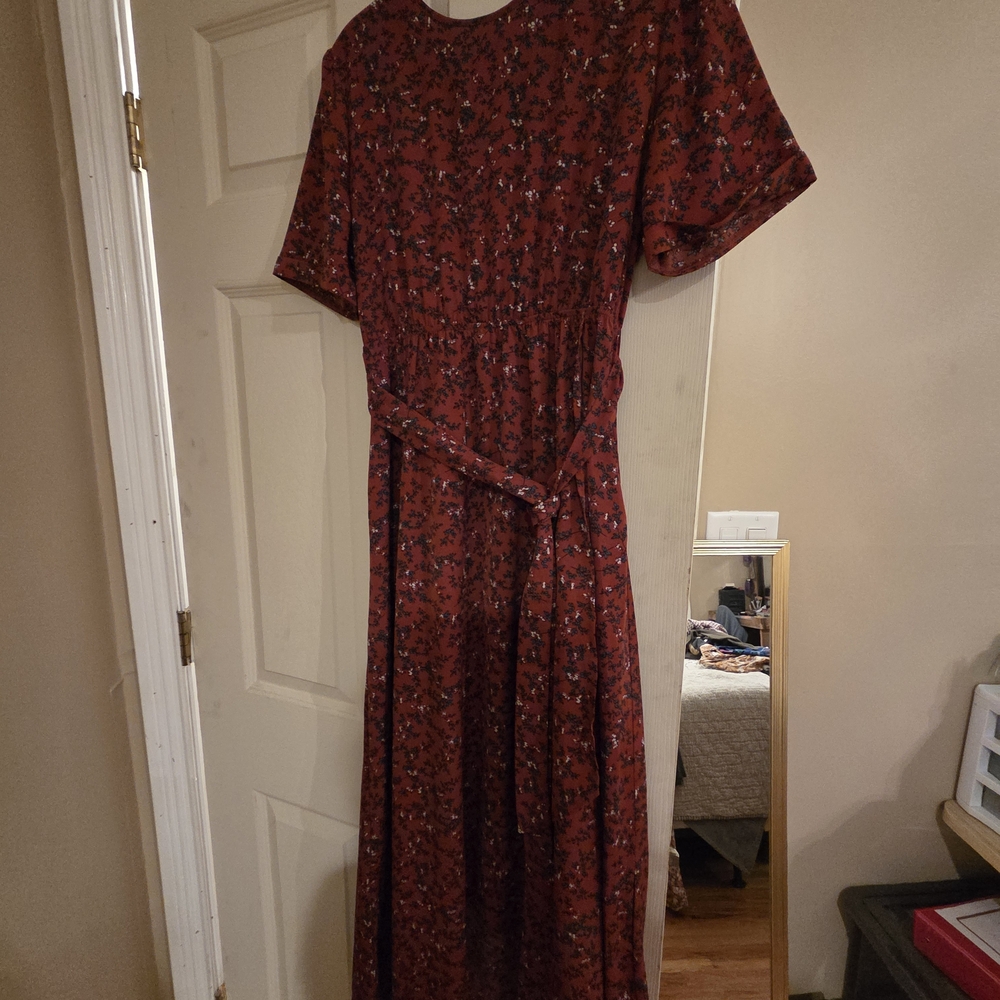 Elegant Red Floral Dress